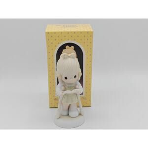 Precious Moments He Walks With Me Figurine Enesco 107999 Vintage Boxed